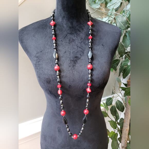 Womens Black Red Lucite Bead & Silver Tone Spacer Long Necklace w/ Lobster Clasp - Picture 1 of 6